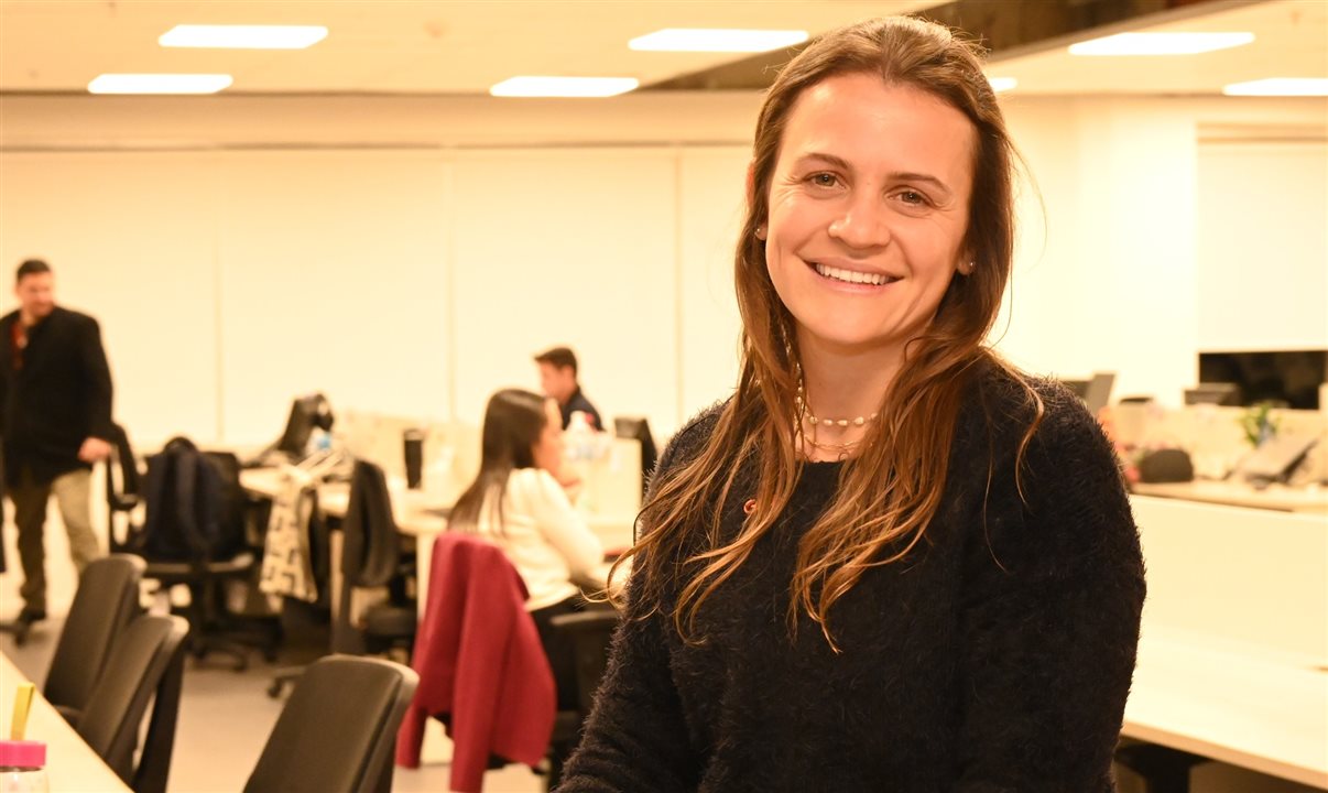 Fabiola Castanheira, coordenadora internacional da Gol