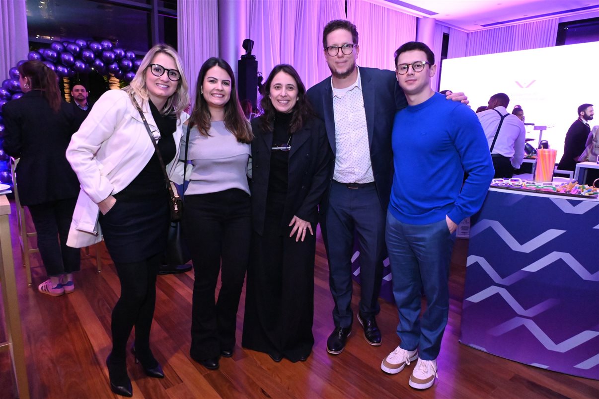 Renato Kiste, da Shift, Juliana Andrade, da Academia de Viagens Corporativas, e Simone Martins, da R1