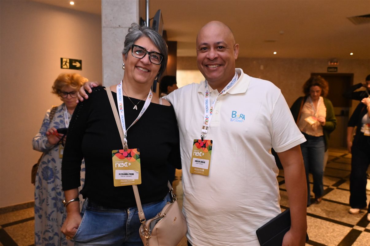 Silvia Teixeira, da Todos Em Orlando