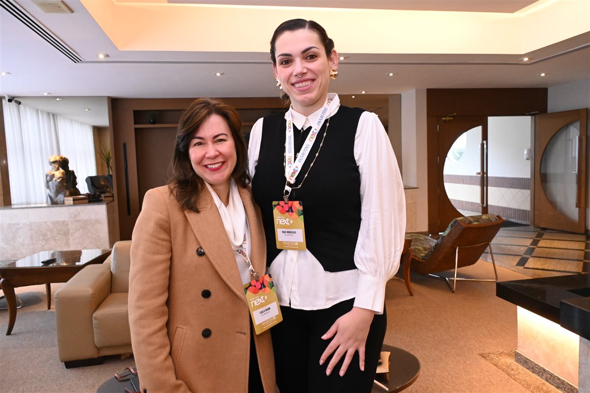 Silvia Teixeira, da Todos Em Orlando