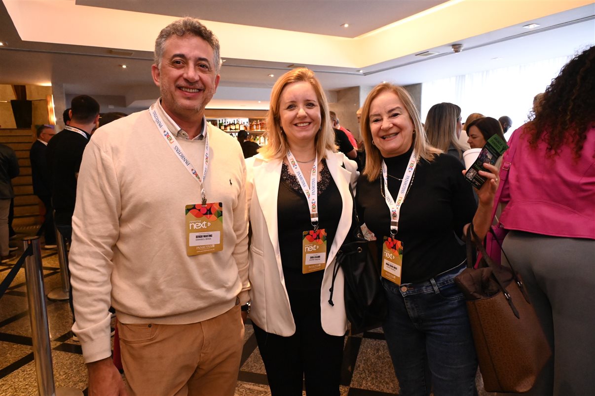 Naiara Rezende, Cassio Dais e Fernando Campoi, da Europ Assistance