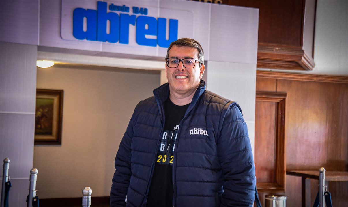 André Bernardes, diretor comercial da Abreu