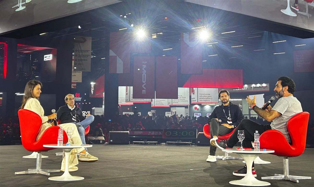 Silvia Penna, da Uber, Damián Scokin, da Decolar, Rodrigo Cartacho, da Sympla, e Diego Barreto, do iFood