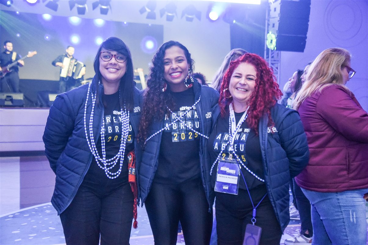 Luana Vianna, Juliana Loureiro e Patrícia Pacheco, da Abreu