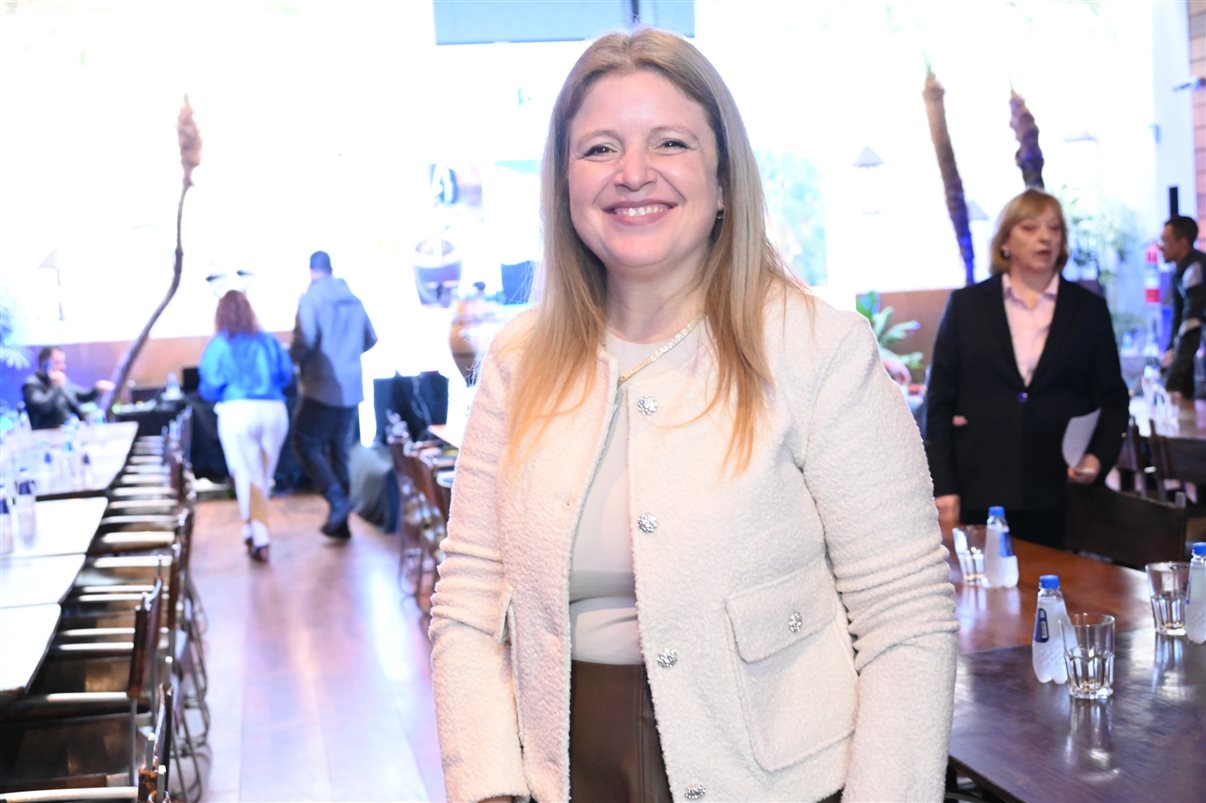 Marina Cantera, da Câmara de Turismo, Mariella Volppe, do Turismo do Uruguai, e Marcelo Lopes, da Cativa