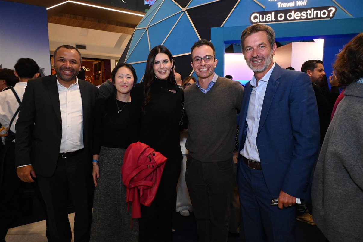 Convidados chegam na ação imersiva da KLM no Shopping Villa Lobos