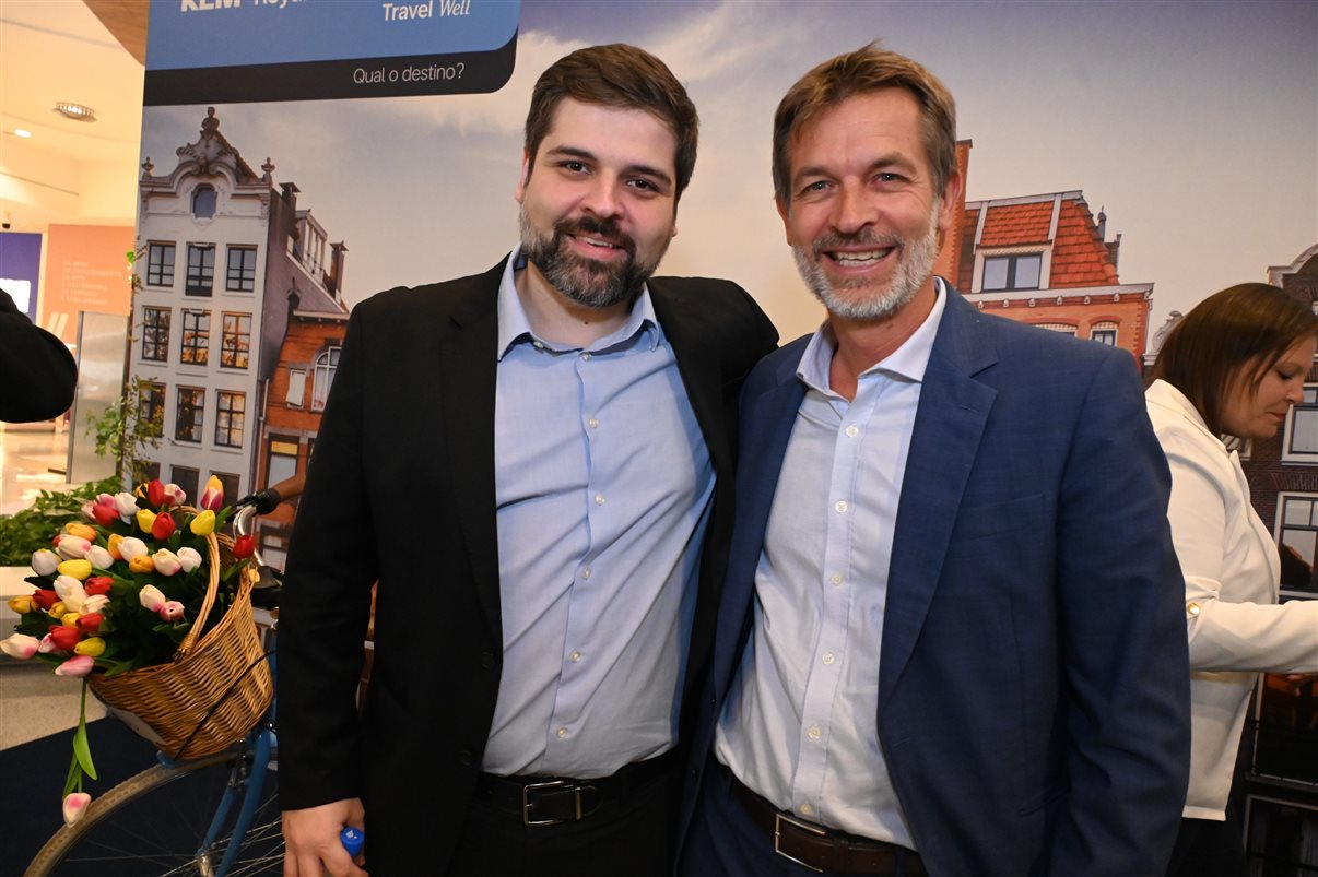 Convidados chegam na ação imersiva da KLM no Shopping Villa Lobos