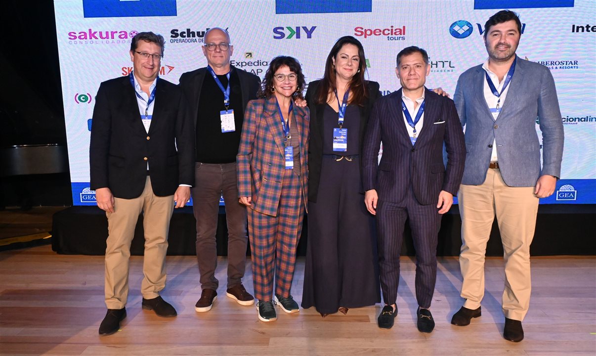 Tiago Raiano, Ricardo Roman Jr, Danielle Roman, Claudia Bagna, Marcelo Capdevila e Carlos Baptista, do GEA Brasil