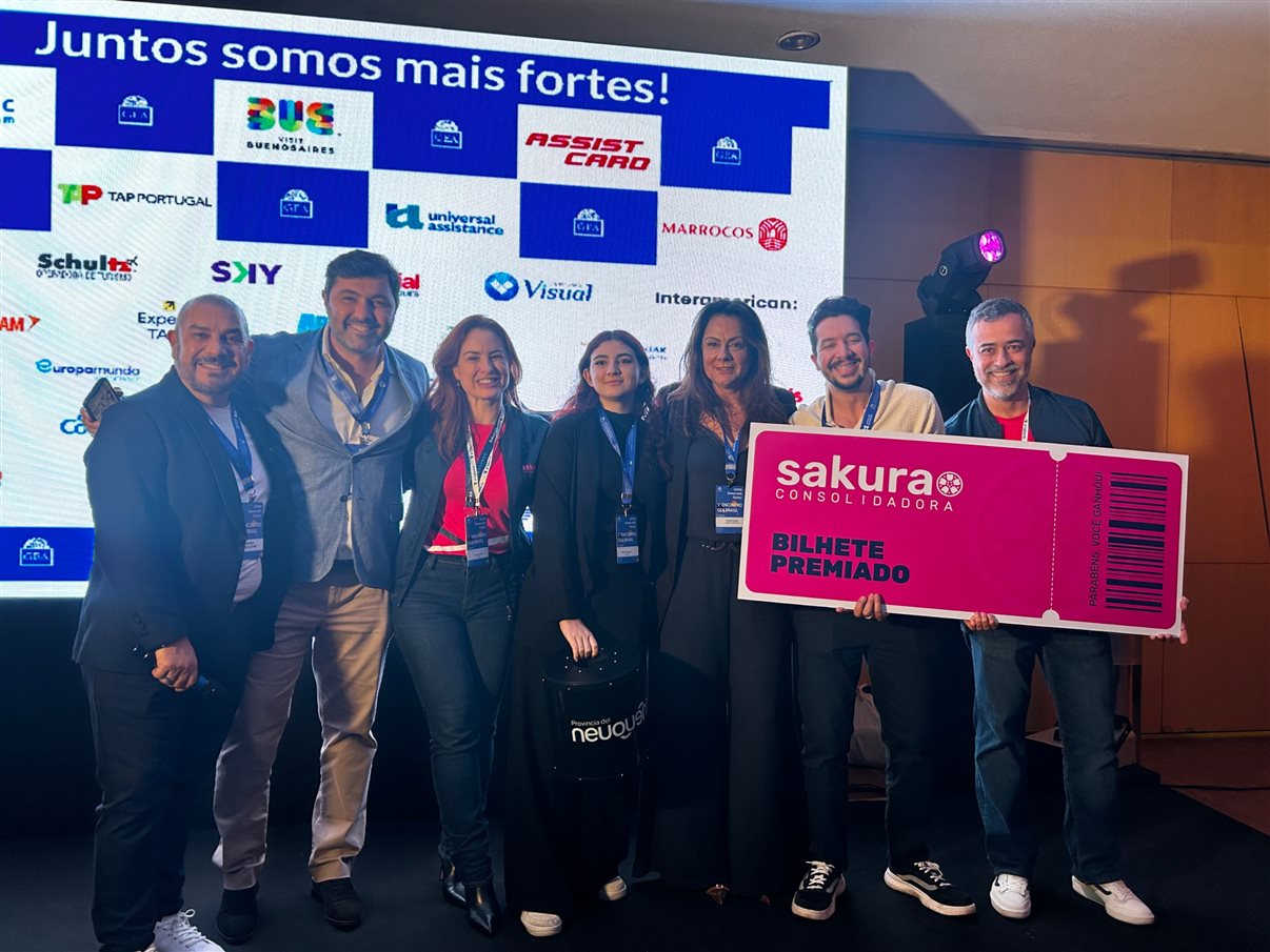 Tainara Dini, da Sakura, e Claudia Bagna, do GEA Brasil 