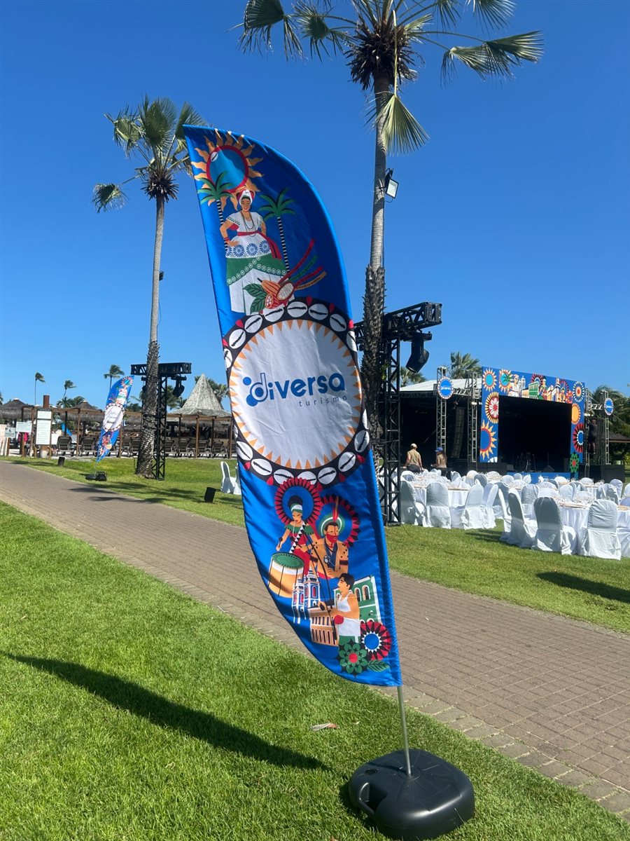 Arnaldo Franken, da Diversa, Lilian Santos, do Vila Galé Marés, Célio Fernandes, do Vila Galé Marés, Pedro Gramacho, da Setur-BA, e Vitor Bauab, da B2Live