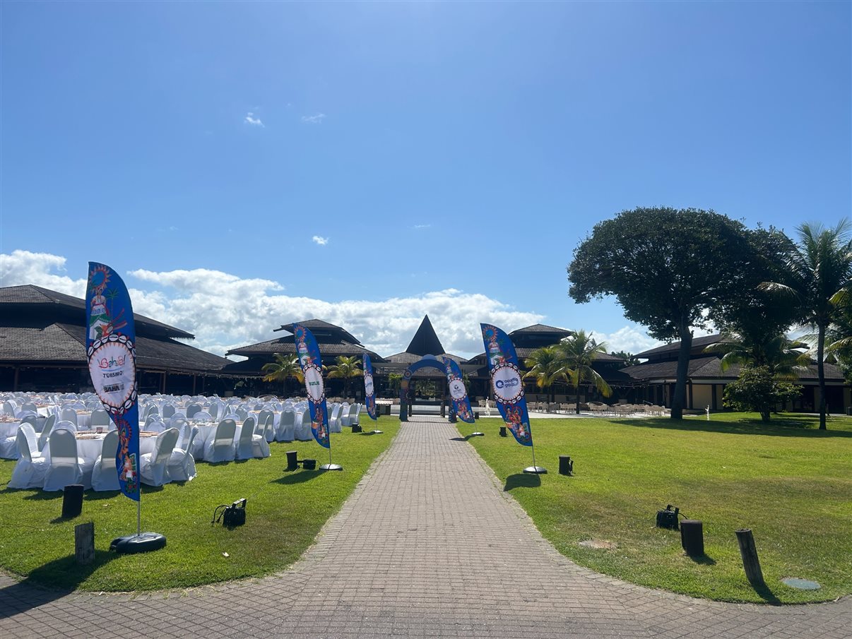 Arnaldo Franken, da Diversa, Lilian Santos, do Vila Galé Marés, Célio Fernandes, do Vila Galé Marés, Pedro Gramacho, da Setur-BA, e Vitor Bauab, da B2Live