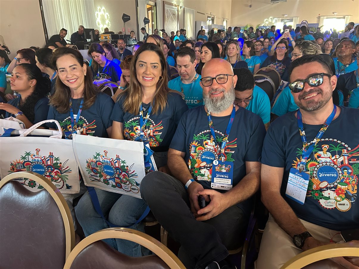 Adriana Fredericce com Julia Mendes, Kelly Souza e Simone Lourenço, da Diversa