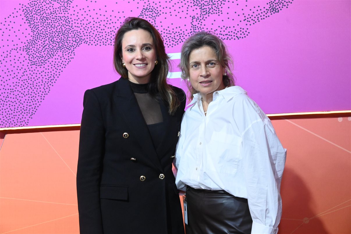 Nelson Guanabara, da Furk, com Vanessa Oliveira e Fran Souza, da VOLL