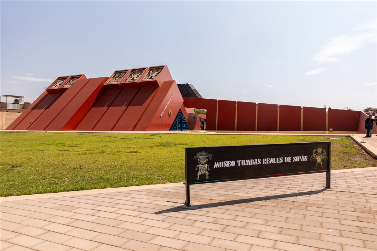 Museo Tumbas Reales