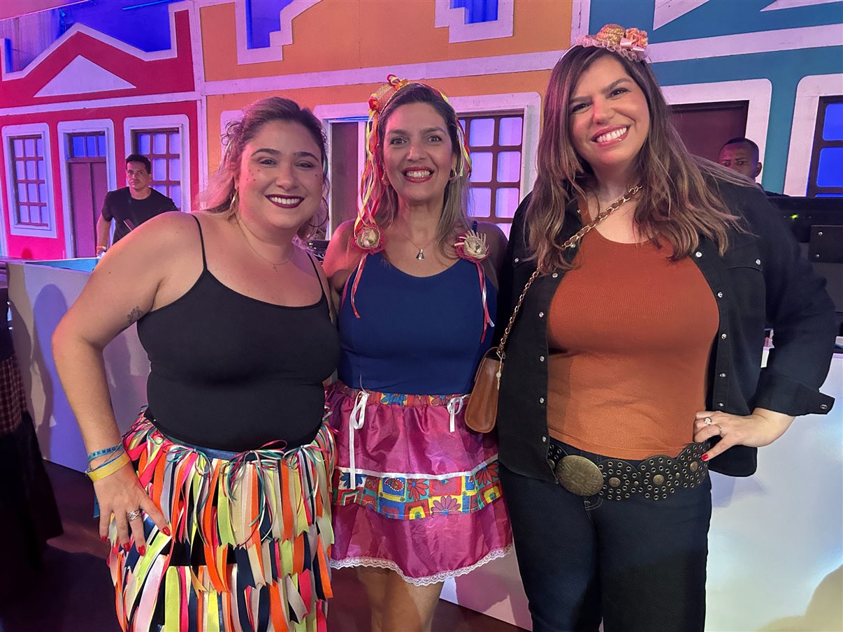 Mari Antunes, do Babado Novo