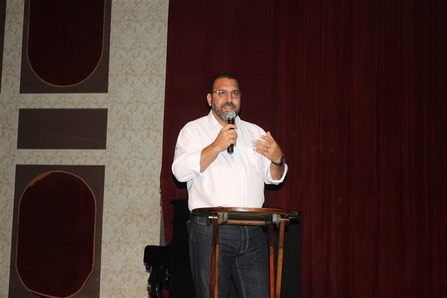 Alexandre Rodrigues ficou por seis anos no Hopi Hari