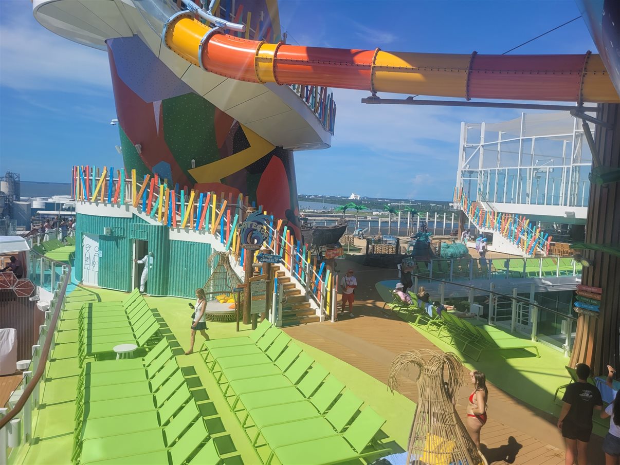 Entrada do Thrill Island