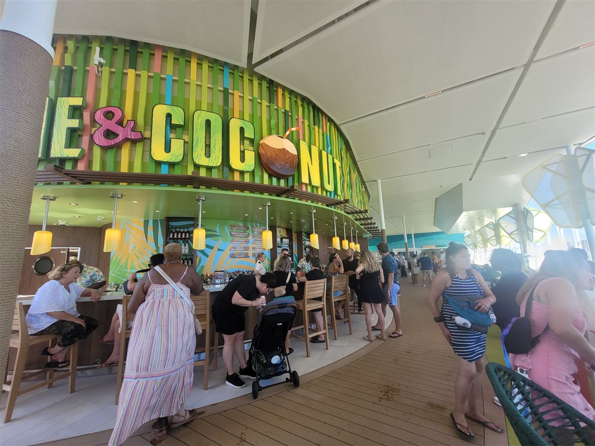 Entrada do Thrill Island
