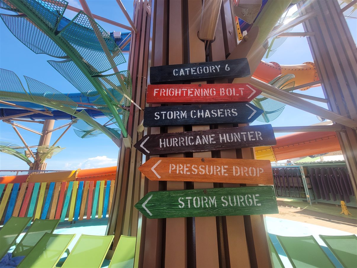 Entrada do Thrill Island