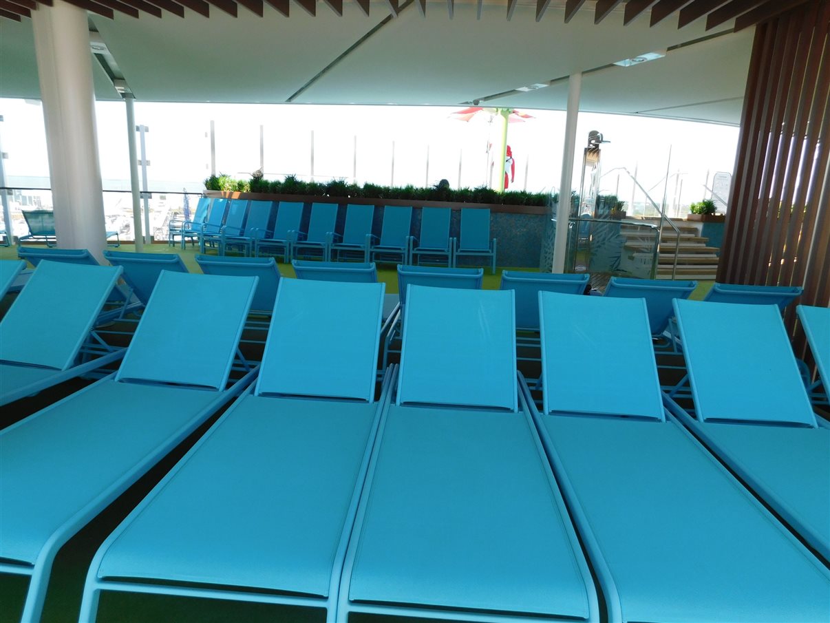 Piscina do Chill Island
