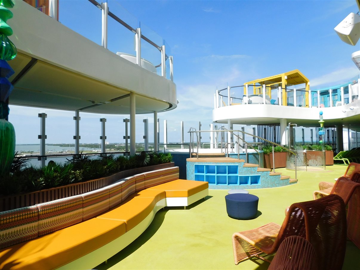 Piscina do Chill Island