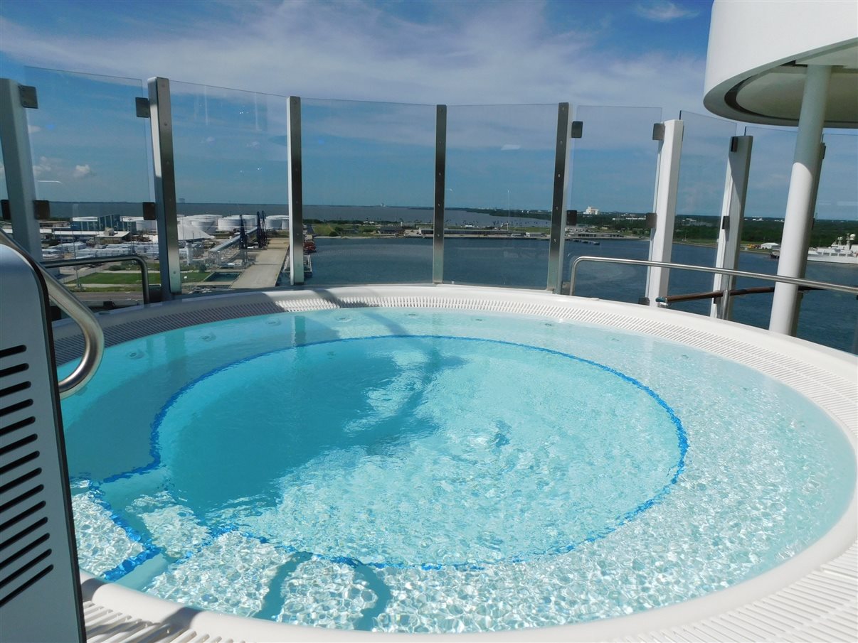 Piscina do Chill Island