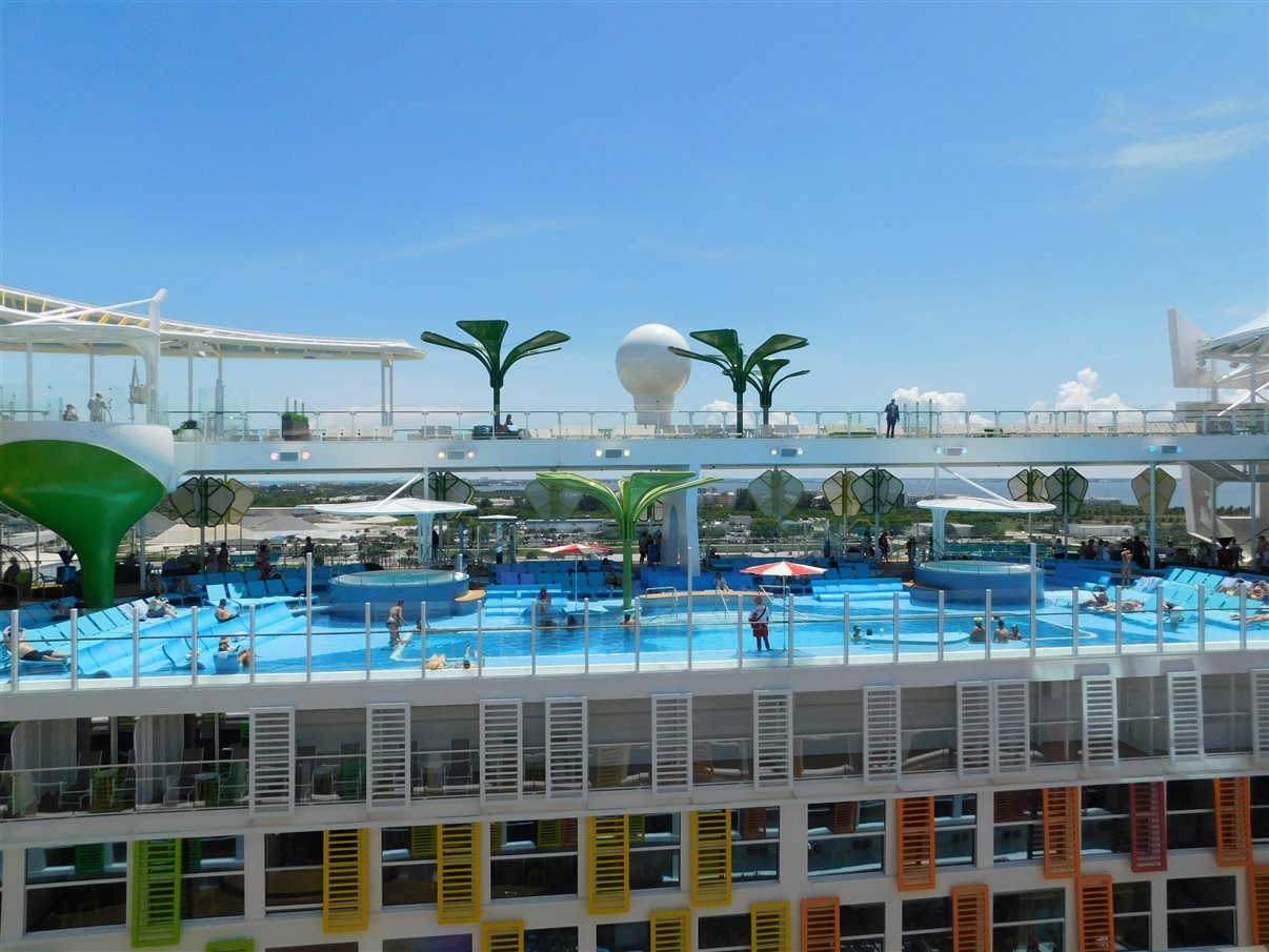 Piscina do Chill Island