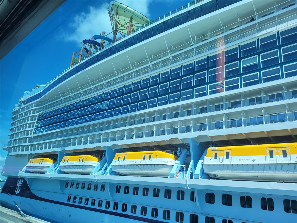 Star of the Seas atracado em Port Canaveral