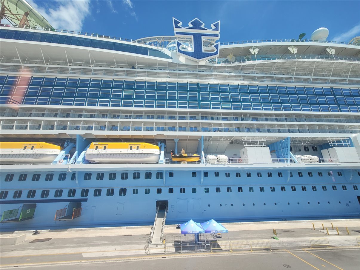 Star of the Seas atracado em Port Canaveral