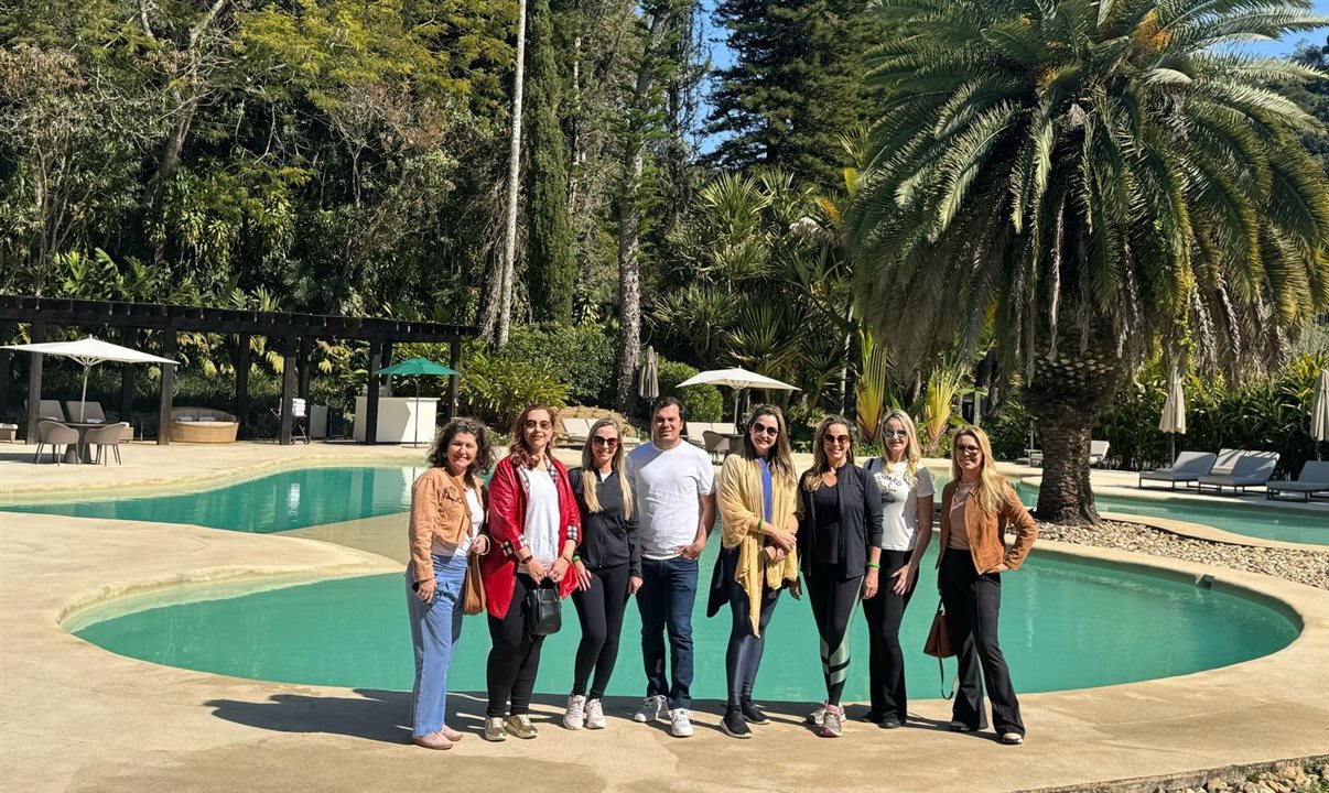 Diretoras de agências de viagens de luxo da Country Luxury com Felipe Pagliatto, do Unique Garden