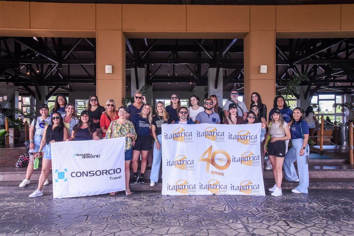 O grupo percorre o complexo Costa do Sauípe hoje (18)