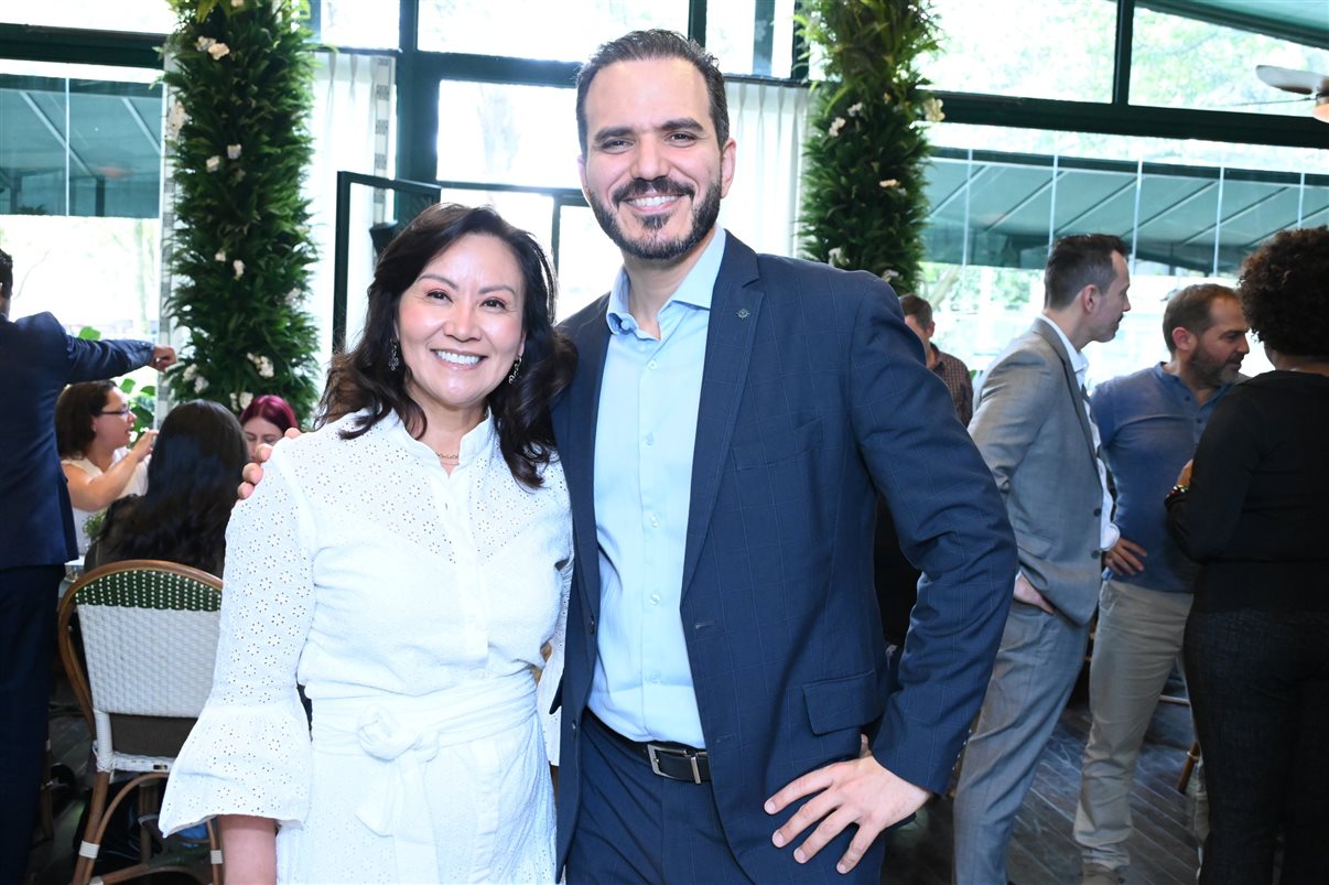 Carolina Putnoki, da Atout France, com Ignacio Palacios, Fernanda Zebral, Adrian Ursilli, Rafael Grosso e Eduardo Simões, da MSC Cruzeiros