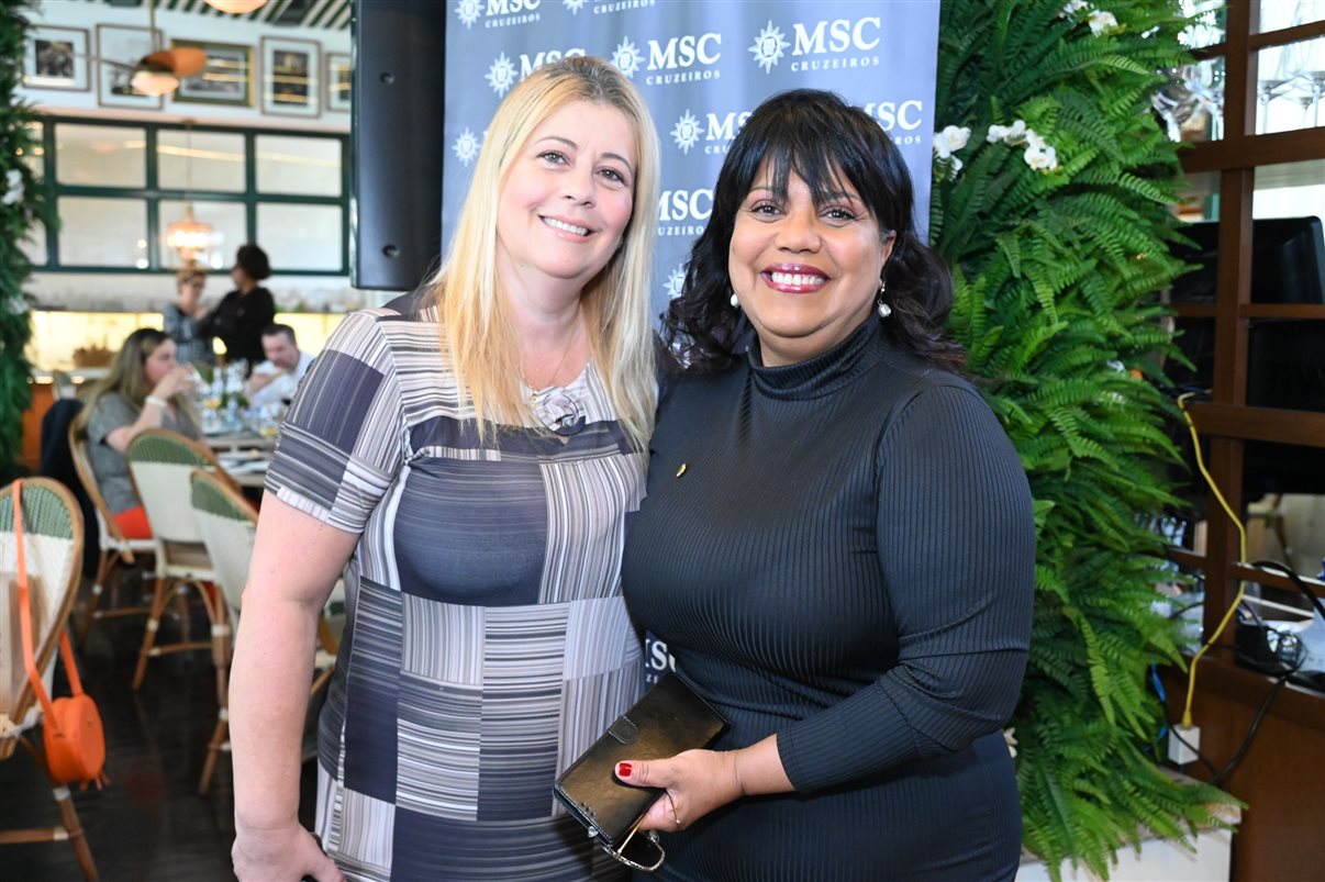 Carolina Putnoki, da Atout France, com Ignacio Palacios, Fernanda Zebral, Adrian Ursilli, Rafael Grosso e Eduardo Simões, da MSC Cruzeiros