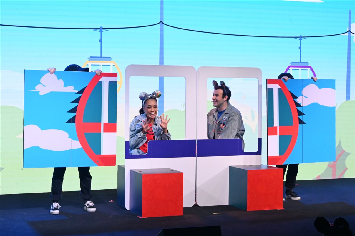 Mickey e Minnie Mouse encantaram os participantes do evento