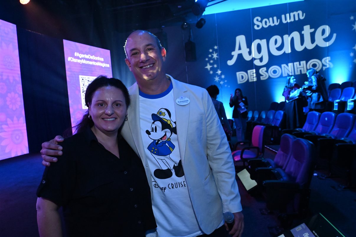 Mickey e Minnie Mouse encantaram os participantes do evento