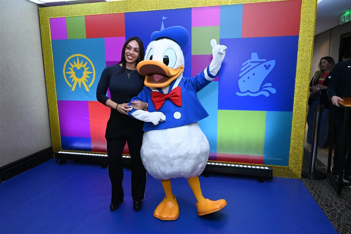 Mickey e Minnie Mouse encantaram os participantes do evento