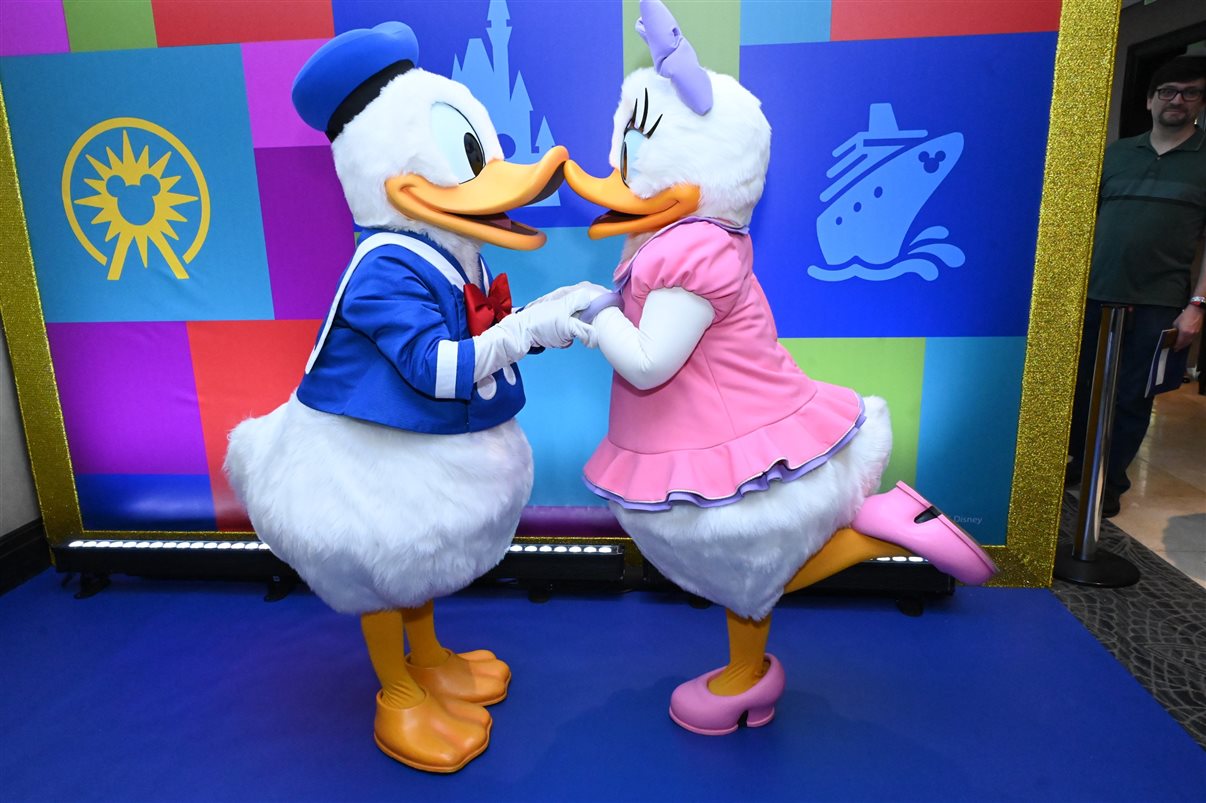Mickey e Minnie Mouse encantaram os participantes do evento