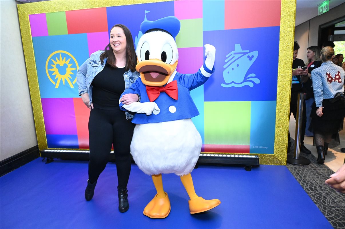 Mickey e Minnie Mouse encantaram os participantes do evento