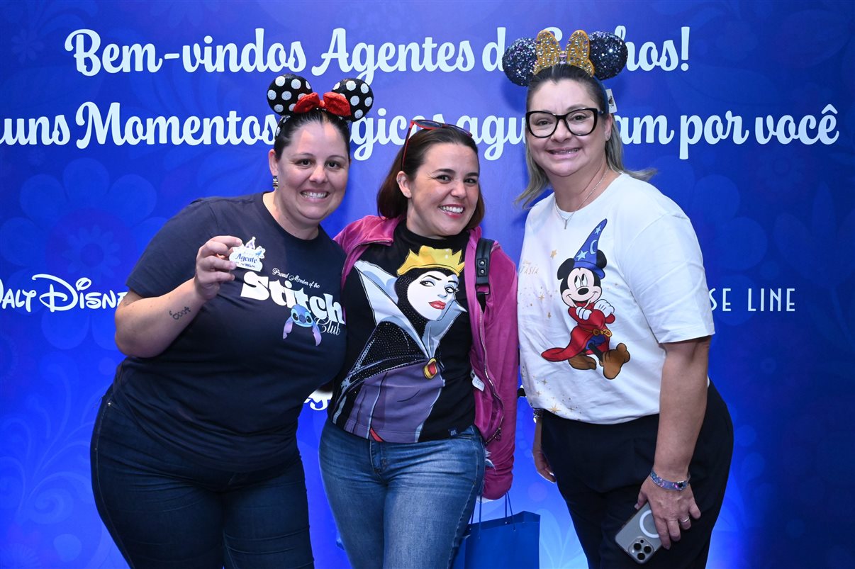 Mickey e Minnie Mouse encantaram os participantes do evento