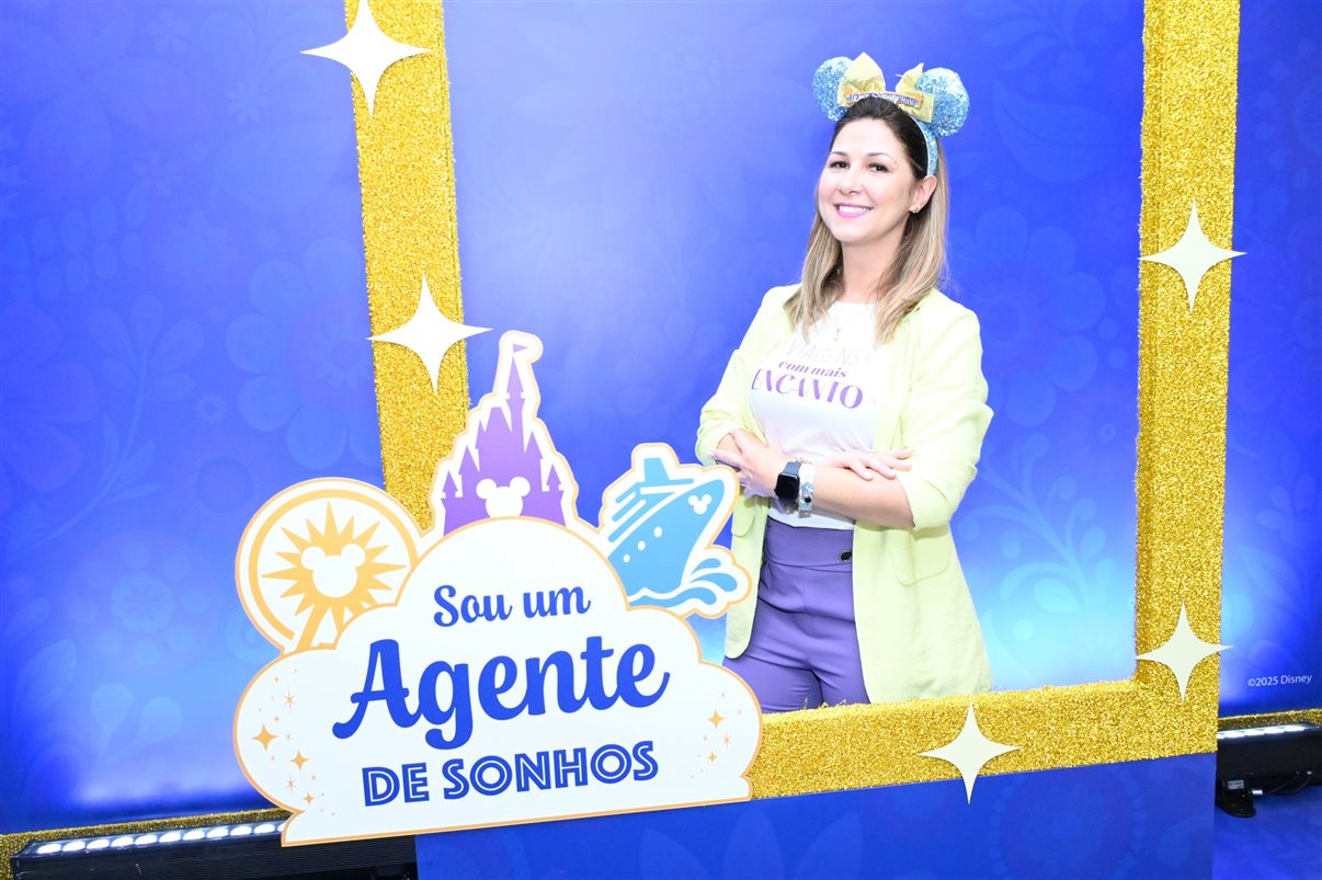 Mickey e Minnie Mouse encantaram os participantes do evento