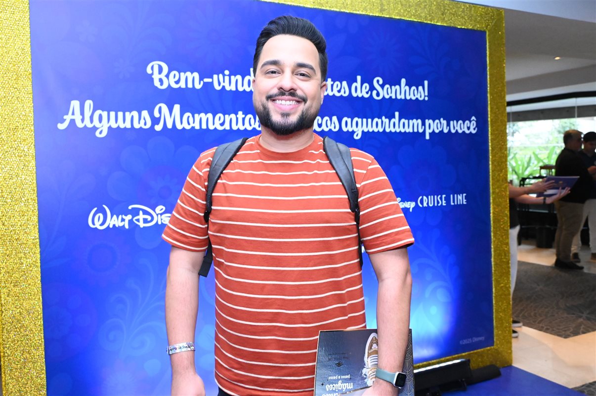 Mickey e Minnie Mouse encantaram os participantes do evento