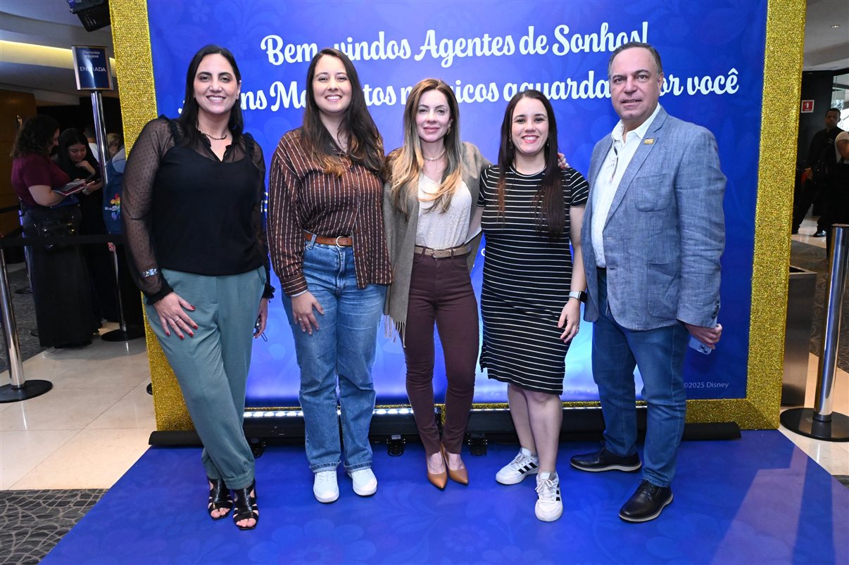 Mickey e Minnie Mouse encantaram os participantes do evento