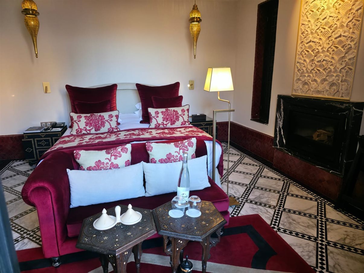 Belo pátio do Riad Fès
