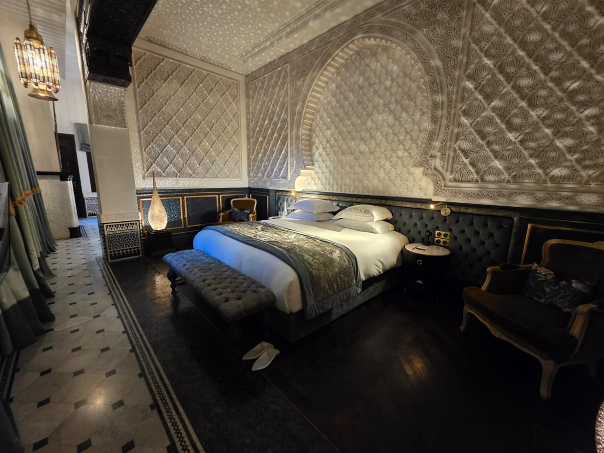 Belo pátio do Riad Fès