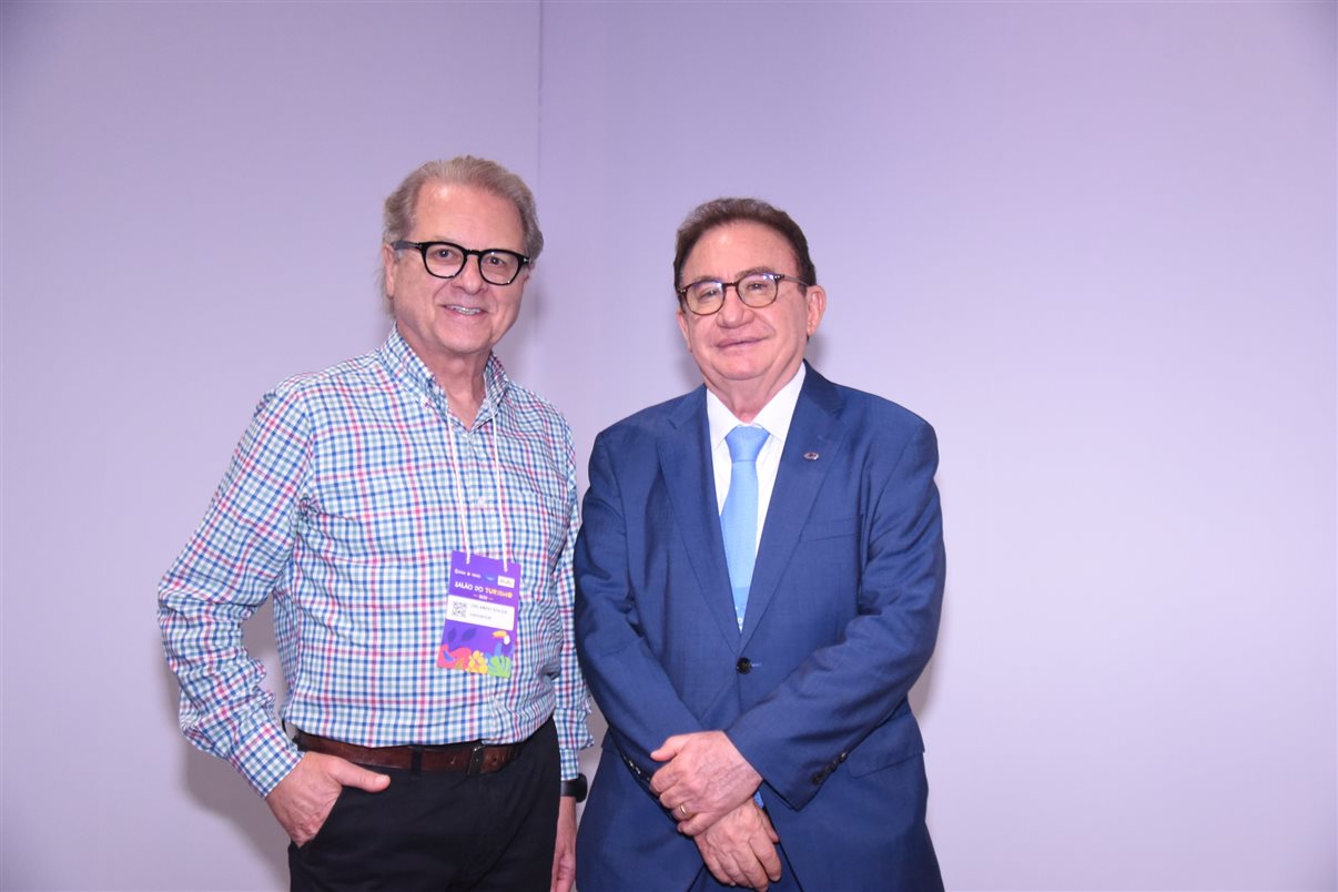 Bruno Reis, da Embratur, e Renê Amorim, da PANROTAS