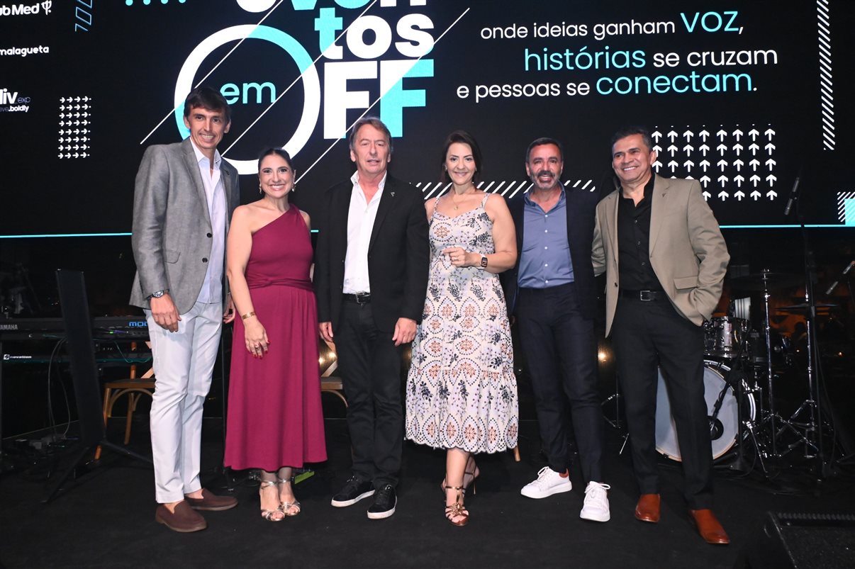 Tiago Varalli, da Bisutti, Patricia Bonetti, Janyck Daudet, do Club Med, Luana Nogueira, da Alagev, Eduardo Moreira, da Bisutti, e Paulo Henrique Nascimento, da Malagueta Produções e Eventos