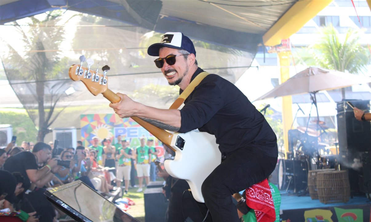 Ariva Neves, gerente de Marketing da Frt, também lidera a banda Los Meetidos, que anima o Meet Show