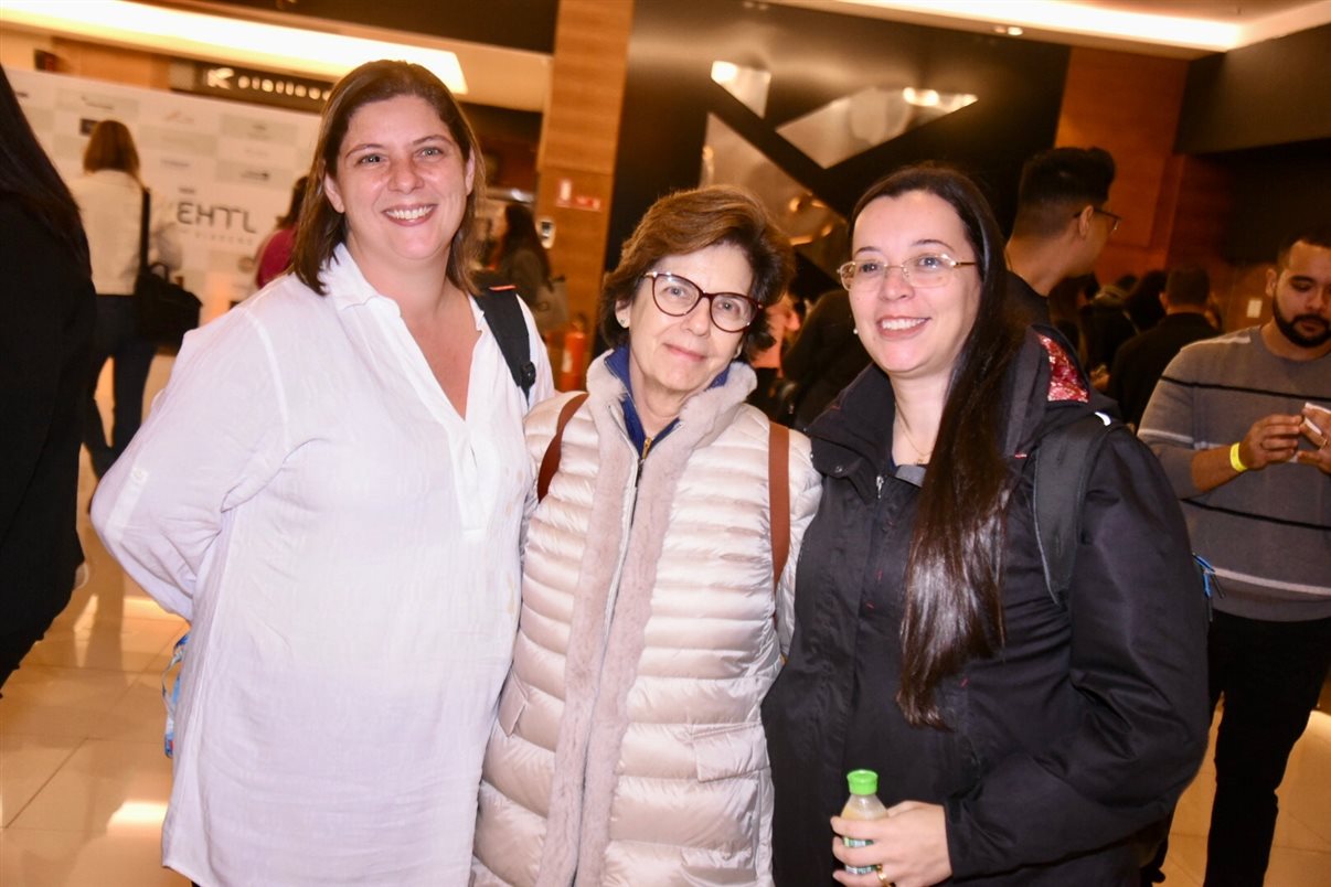 Fernanda Fernandes, da FernanTravels, e Kamile Napoleão, da Rose Travel