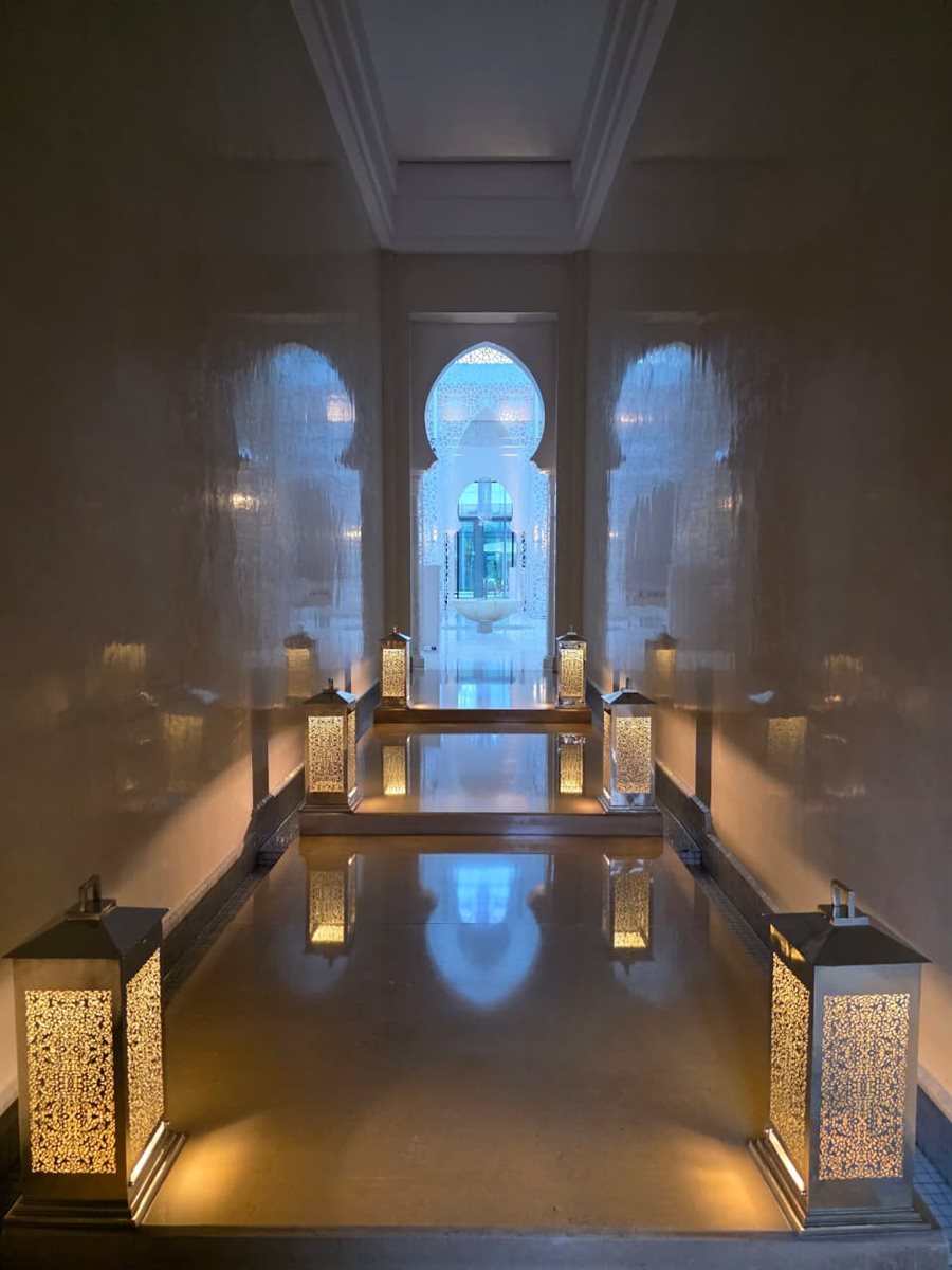 Belo pátio do spa do Royal Mansour Marrakech