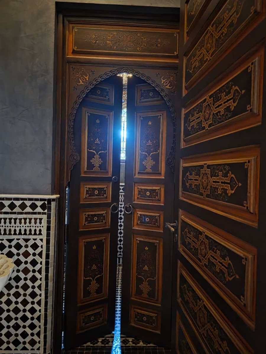 Belo pátio do spa do Royal Mansour Marrakech